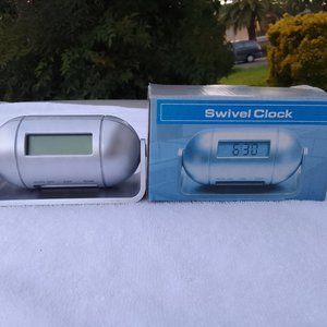 Compact/desktop-decoration/quartz/LCD/alarm clock, brand new, SKU